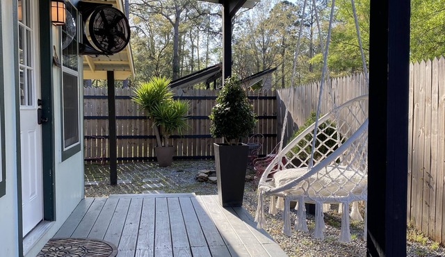 Contemporary Cottage in the heart of Mandeville in Mandeville
