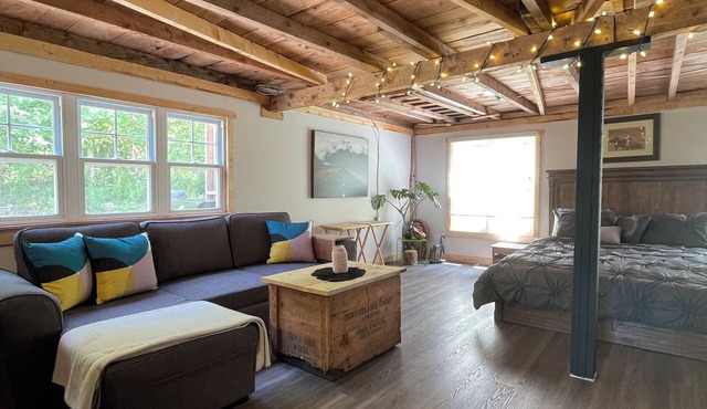 Cozy Cabin surrounded by nature-minutes away from Annapolis Royal! in Annapolis Royal