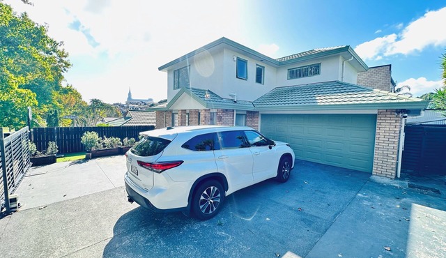 Deluxe Beauty House near Auckland Airport and City in Auckland