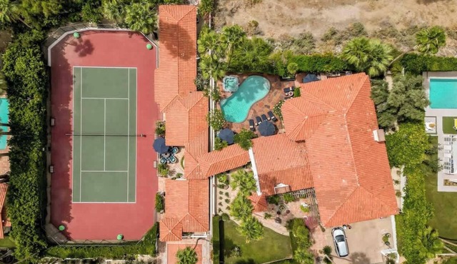 Estate 8 luxury tennis estate 360 views in Palm Springs