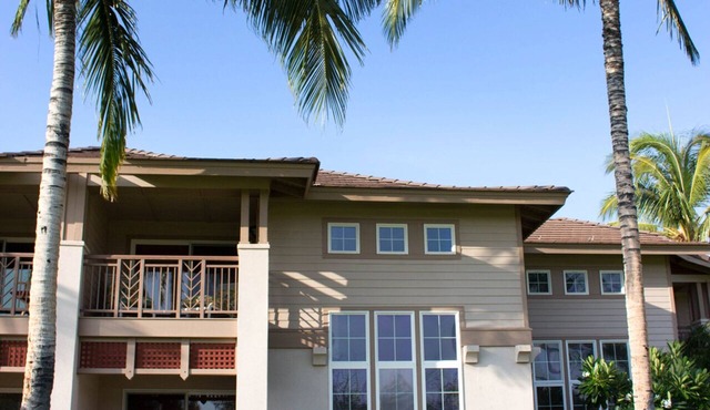 Excellent for couples or families. Right on the Golf Course. in Waikoloa