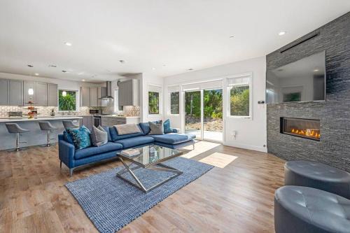Fabulous Beach Get Away - Brand New Beach House in Half Moon Bay