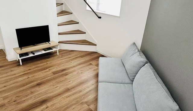 Family House + 3BD with AC & Heat + 4min to Yamanote Line + Free Parking + Quiet