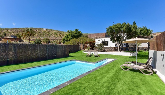 Finca Aguatona RC10 by VillaGranCanaria in Ingenio