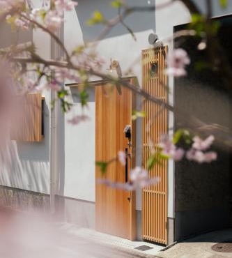 耕 PRIVATE MAISON KOU designed as Family Villa
