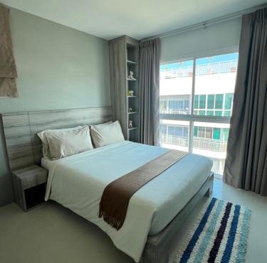 Grandblue Condominium#701 TopFloor MaePhim Rayong in Ban Tha Fat