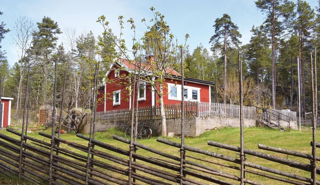 Here you stay directly at Kolmården Zoo in Östergötland. in Kolmården