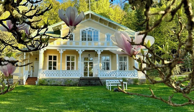 Historical gem from 1866 with peace and charm in Uddevalla