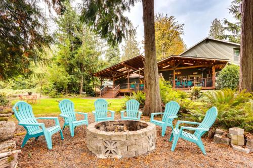 Hot Tub & Fire Pit Access! Peaceful Renton Retreat in Renton