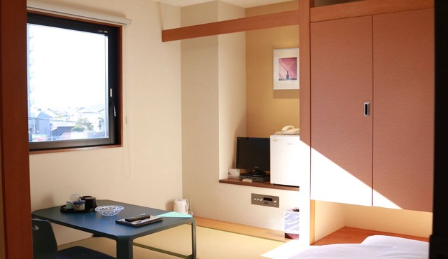 Hotel Crown Hills Arakawaoki (BBH Hotel Group)
