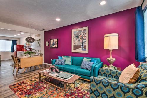 Ideally Located House - 9 Mi From Route 66! in Normal