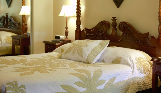 Island Goode's - Luxury Adults Only Accommodation in Papaikou