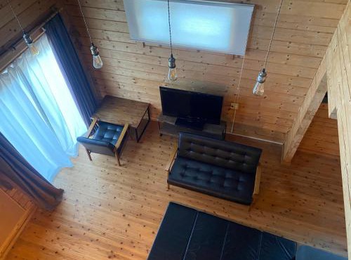 large log cabin 桜