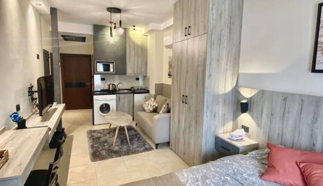 Luxurious studio in Abdoun #2 in Amman