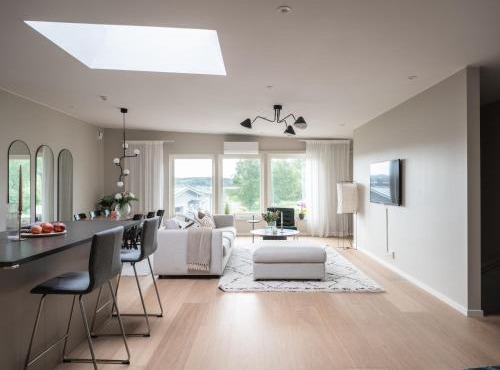 Luxury Modern Home near Gothenburg & 3 min t Beach in Gothenburg