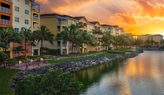 Marriott's Villa at Doral -Many Dates Available- Highest Reviewed Owner! in Miami