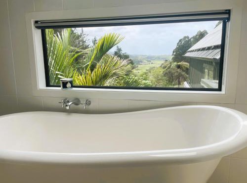 Matakana Retreat - Luxury Off Grid Lodge in Nature in Matakana