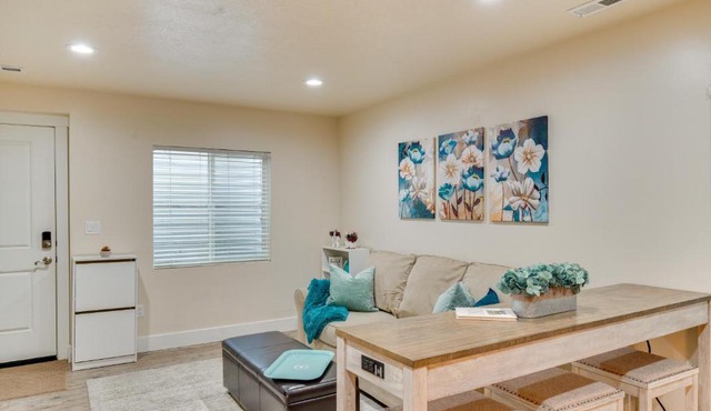 Modern Lehi Apartment: 2 Mi to Thanksgiving Point in Lehi