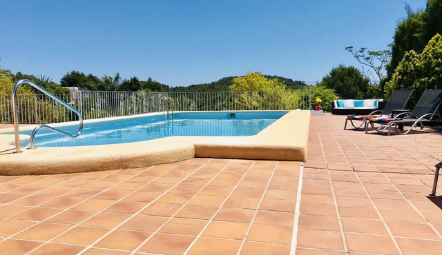 ✅ Newly refurbed 5* luxury villa, large private pool.Full air con+fibre internet in Jávea