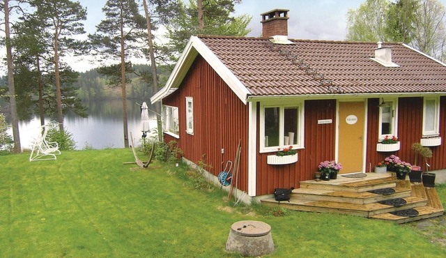 Nice home in Aplared with sauna in Aplared