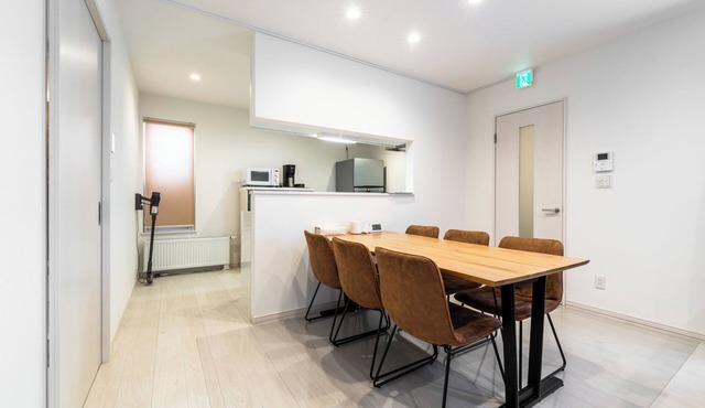 NOMAD STAY CHITOSE