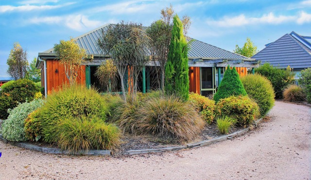 Popular Family friendly, Modern Cosy Bach,+ WiFi, 21 Devon Street Hanmer Springs in Hanmer Springs