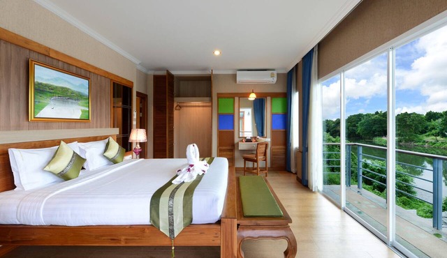 Princess River Kwai in Kanchanaburi