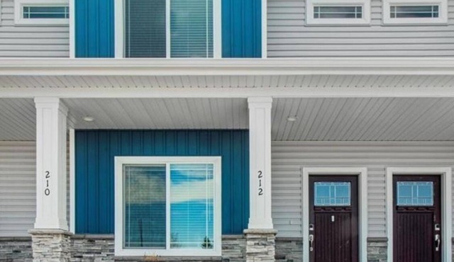 Pristine townhome in Saint Anthony in Saint Anthony