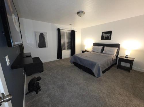 Private room and bathroom from 5 min to META in Eagle Mountain