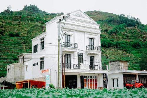 Roadsidevilla's in Dieng