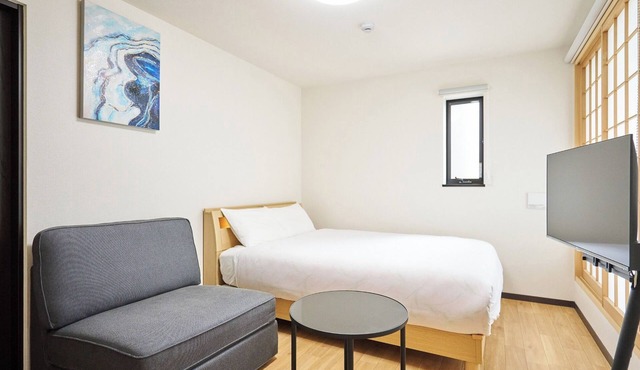 Room 102 A base for sightseeing in Osaka including Tsutenkaku Dotonbori Osaka Castle Universal - 1st floor room 102/Osaka Ōsaka in Osaka