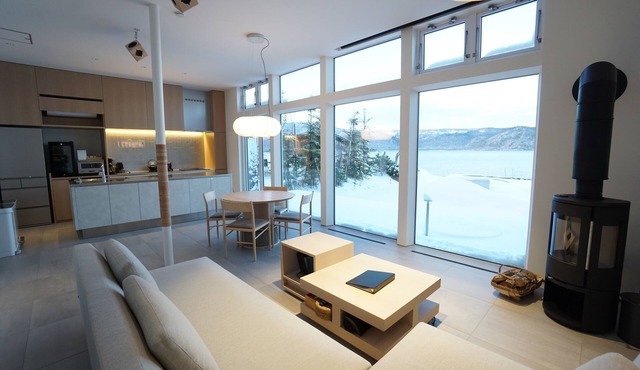 Sansui Lakeside Villa