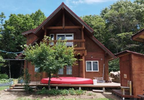 Siodomi Marinki shared wood lodge, pets allowed for a fee