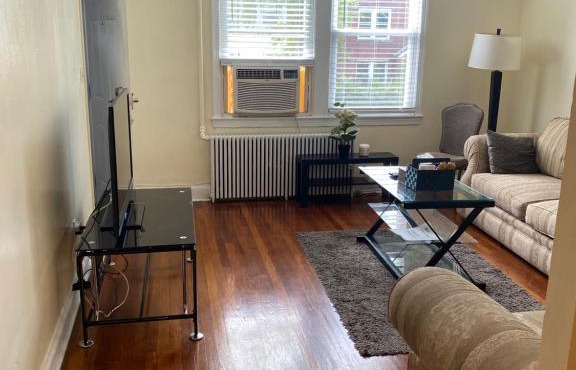 Spacious 2 bedroom apartment in Washington