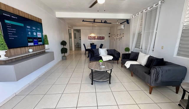 Spacious 3 bdr/2 bath apartment near Buye and La Mela, full A/C, WiFi, sleeps 8 in Cabo Rojo