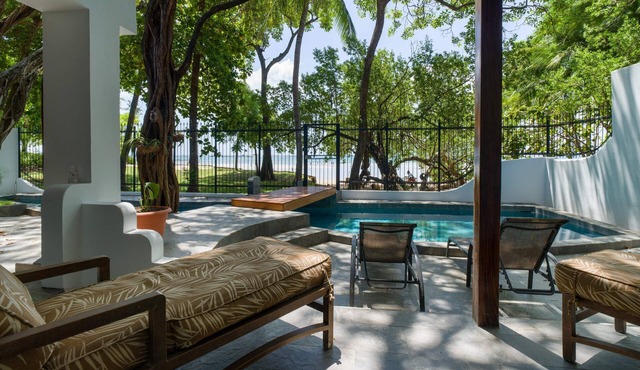 Tamarindo Beachfront 4BR Home with Private Pool – Best Location! in Tamarindo