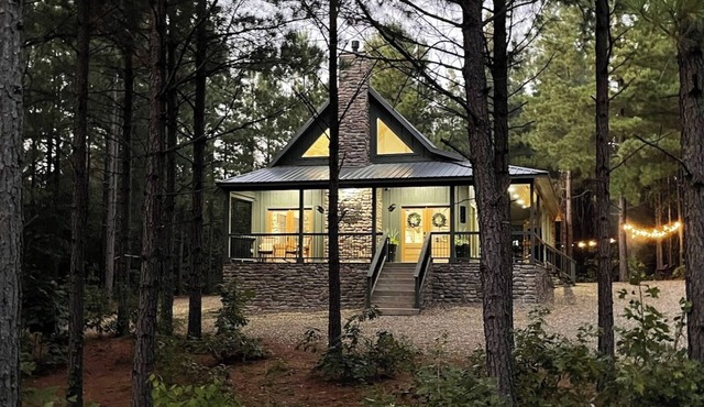 The TORTOISE SHELL - Peace, Privacy & a Playset in the Hochatown Pines in Broken Bow
