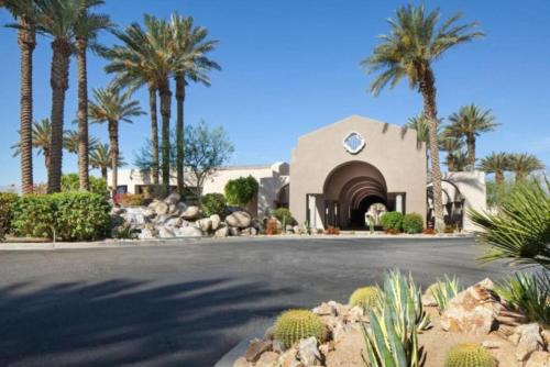 The Westin Mission Hills Resort 1BD Villas Palm in Rancho Mirage