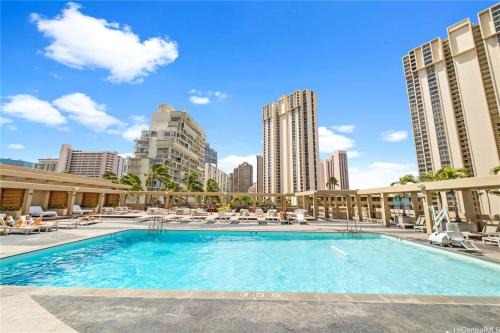 Top Floor Studio with Balcony & Views 3528 in Honolulu