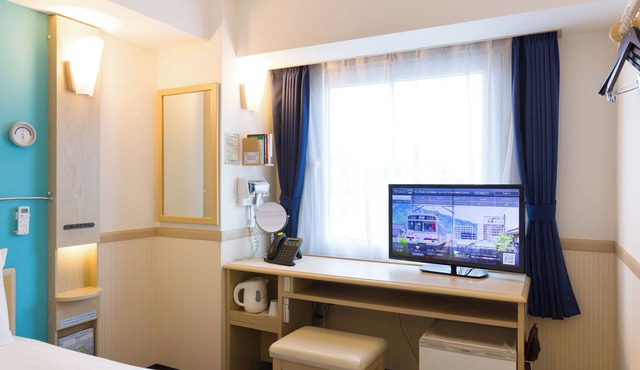 Toyoko Inn Osaka Hankyu Juso Station Nishi 2