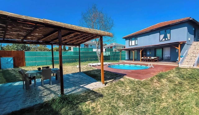Villa Freya Sapanca A Luxurious Nature Escape 6x6m Private Heated Pool in Sakarya