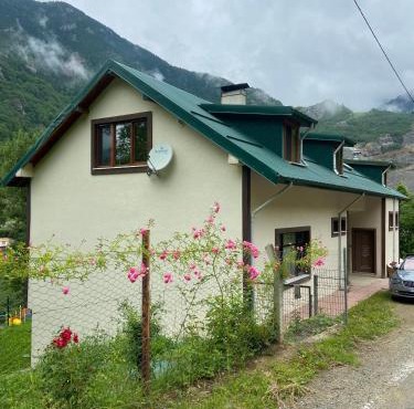 Yeşil Manzara in Macka