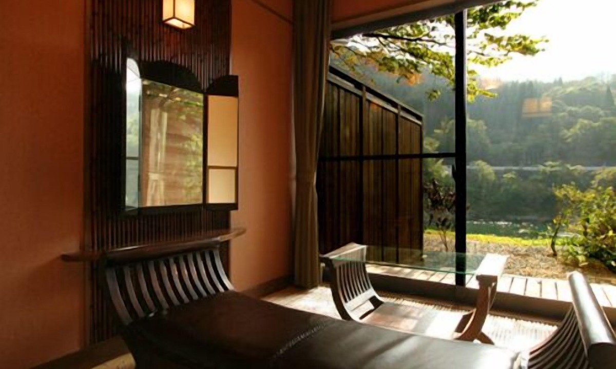 Takanosu Onsen Hotel | Shikinosato Kikuya