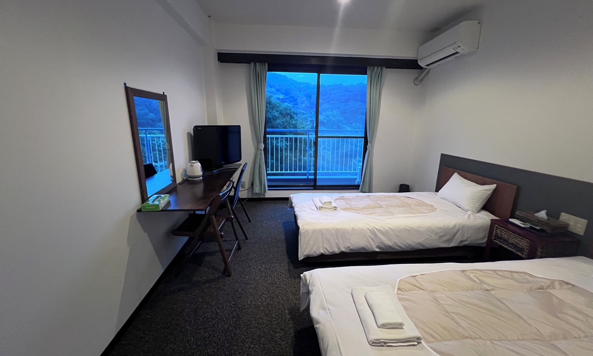 Shirahama House | Pension Bigfisher Club