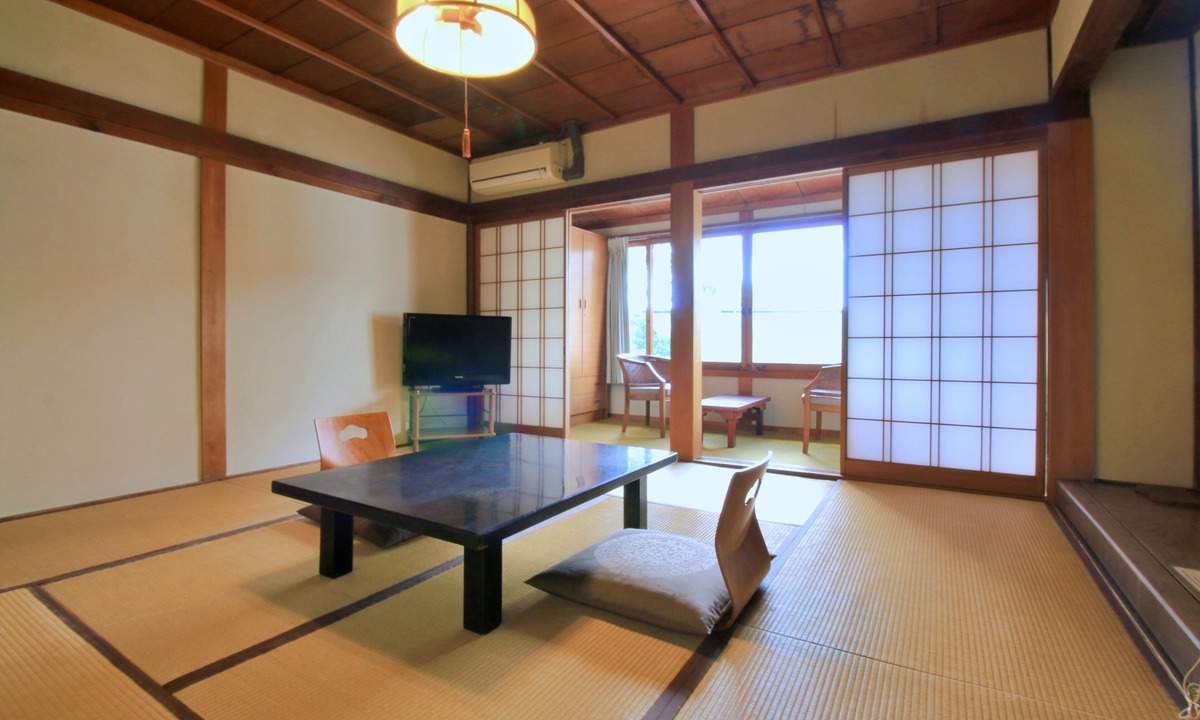 Yoshino House | Chikurinin Gunpoen