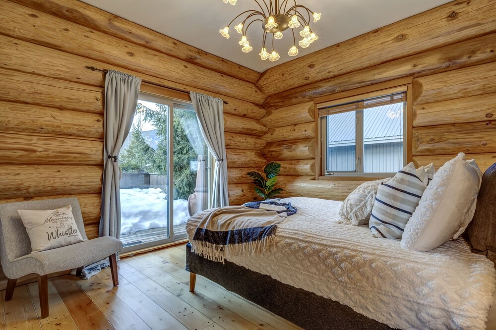 Photo of Bedroom in Whistler