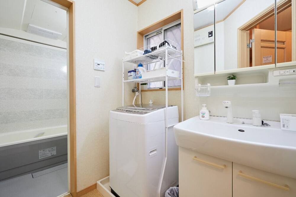 Photo of Bathroom in Toda