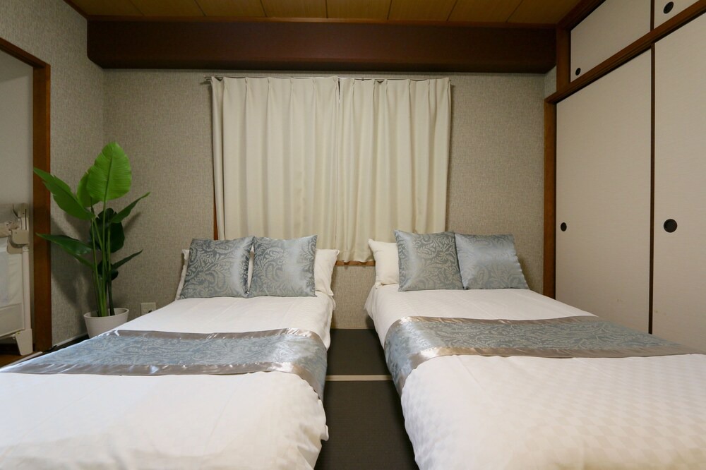 Photo of Others in Minami
