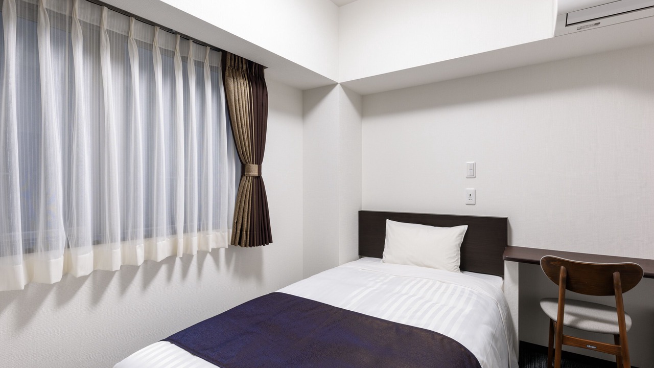 Photo of Bedroom in Shinbashi