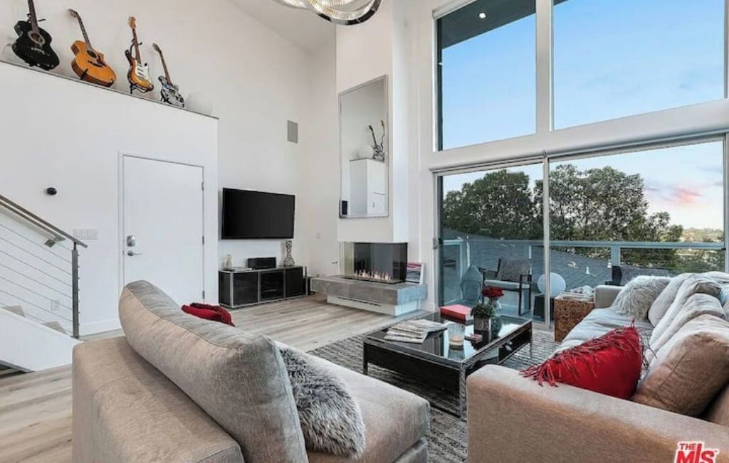 Photo of Livingroom in Ocean Park